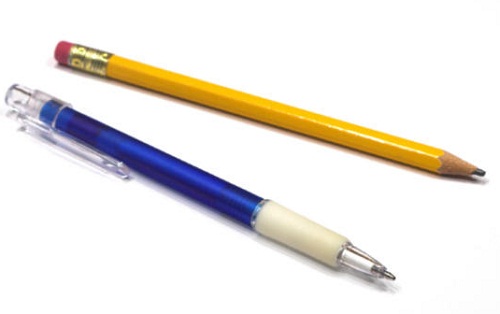 Pen – pencil (bút chì và bút mực)